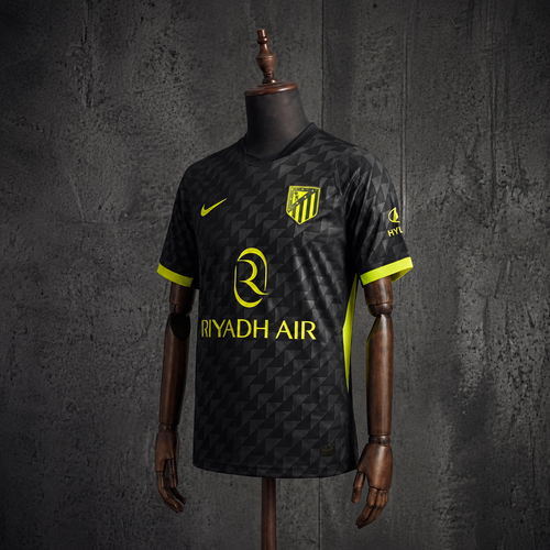 Atletico Madrid 2026/27-es vendég mez