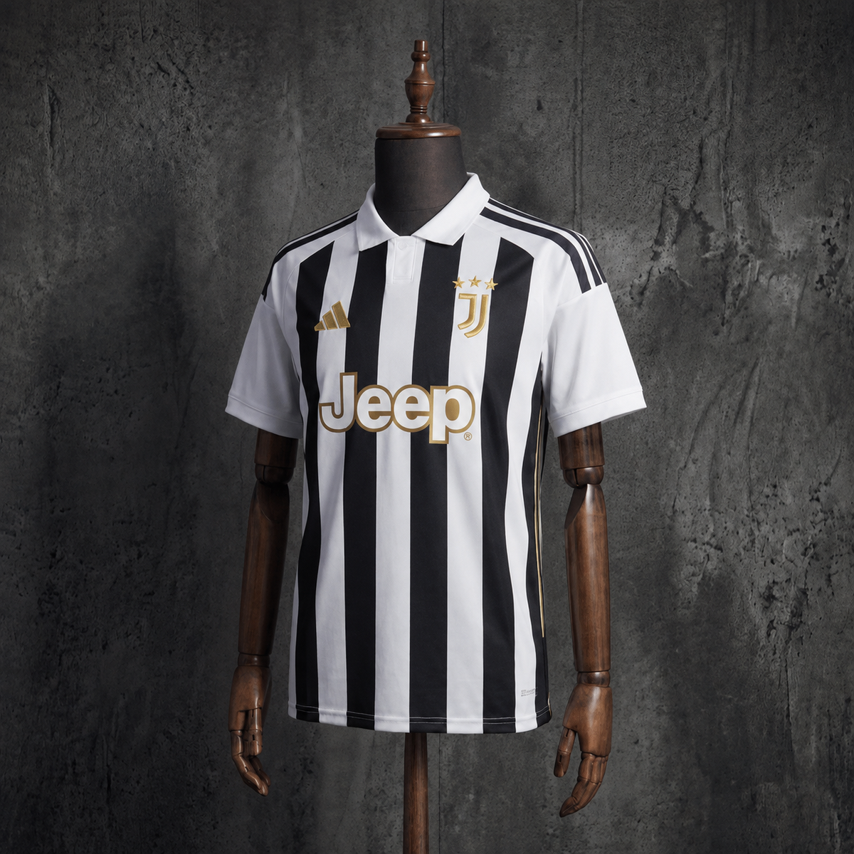 Juventus 2026/27-es hazai mez