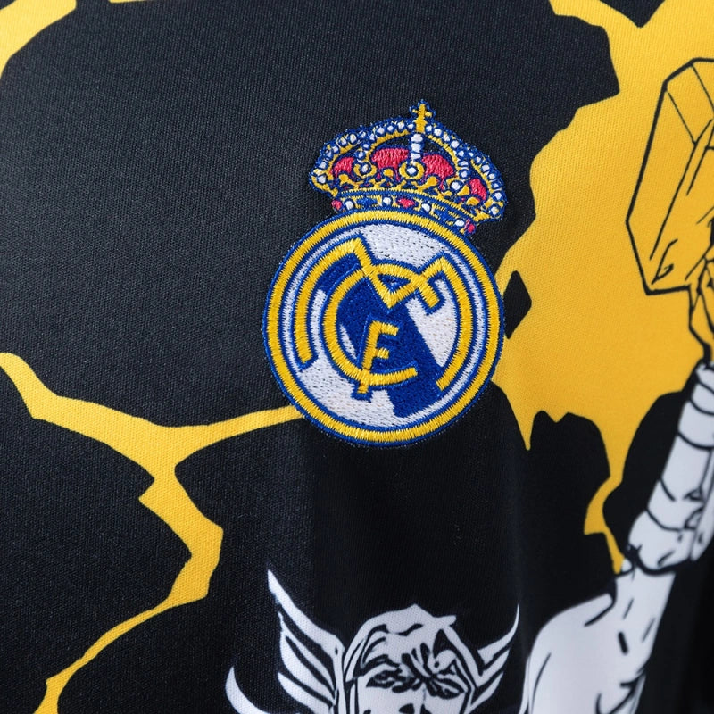 Real Madrid „Avengers” limitált mez