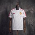 Manchester United 2026/27-es limitált mez
