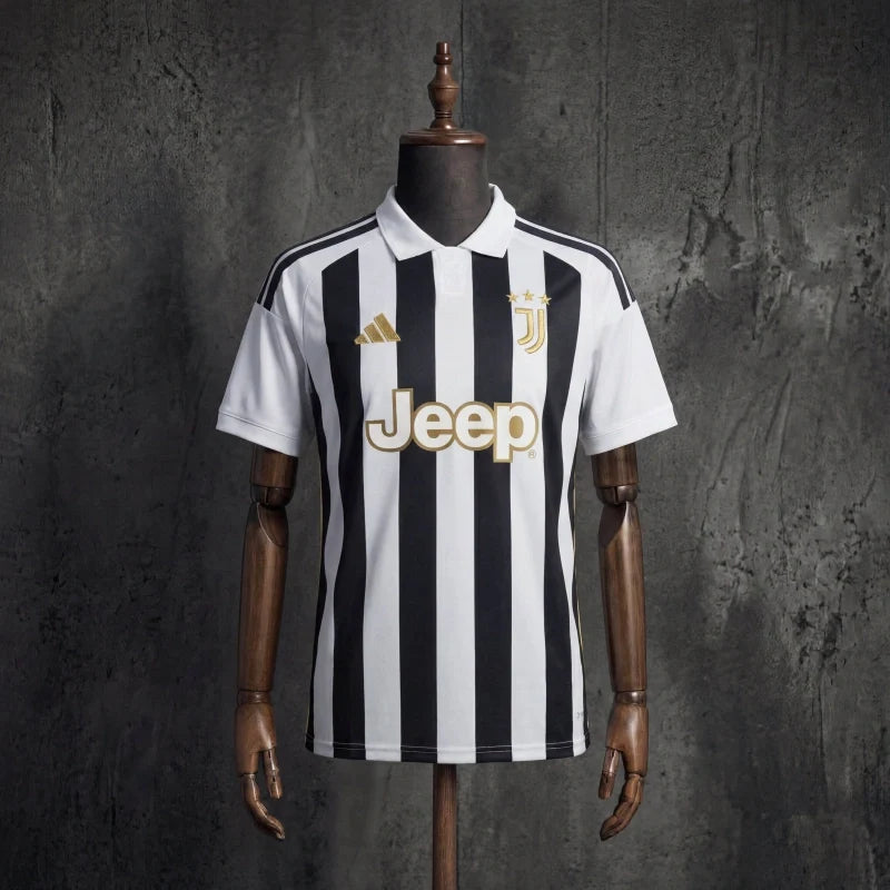 Juventus 2026/27-es hazai mez