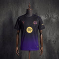 FC Barcelona 2026/27-es vendég mez
