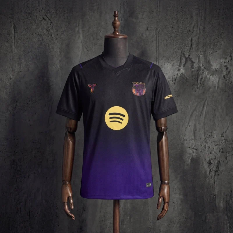 FC Barcelona 2026/27-es vendég mez