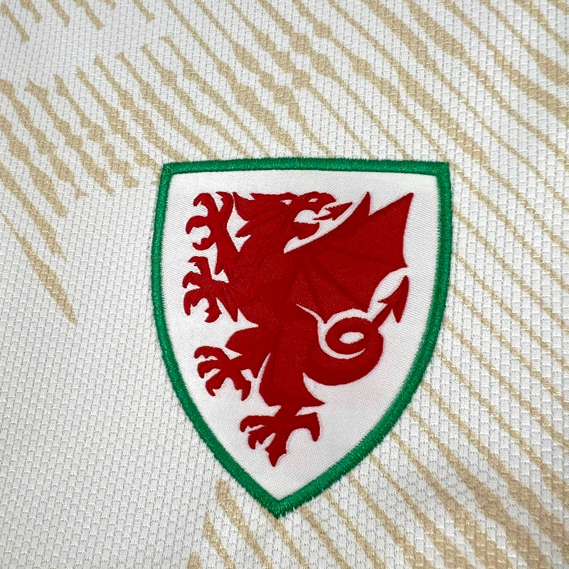 Wales 2026/27-es világbajnoki vendég mez
