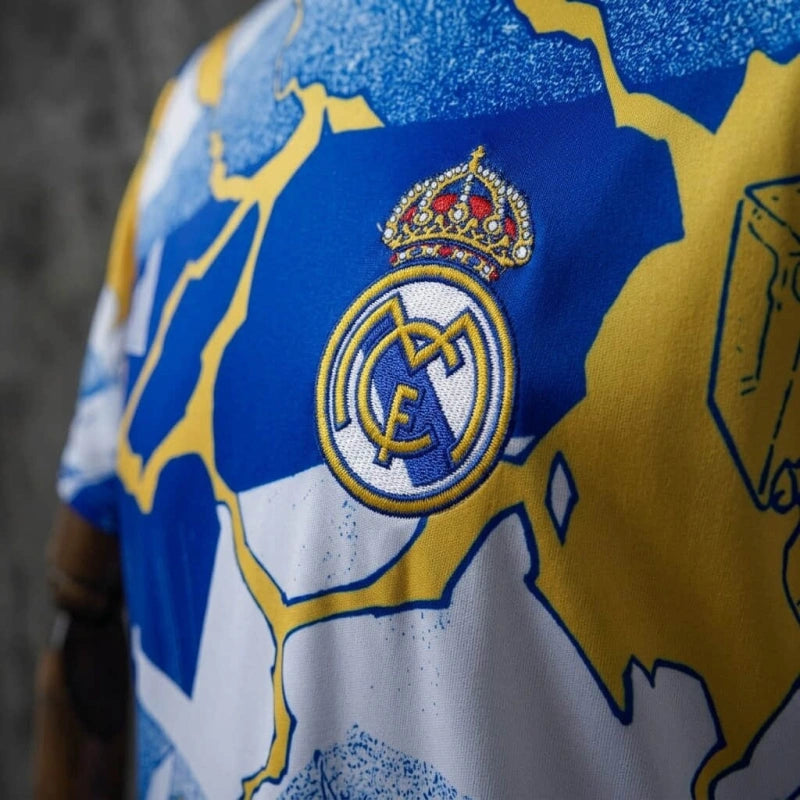 Real Madrid „Avengers” limitált mez