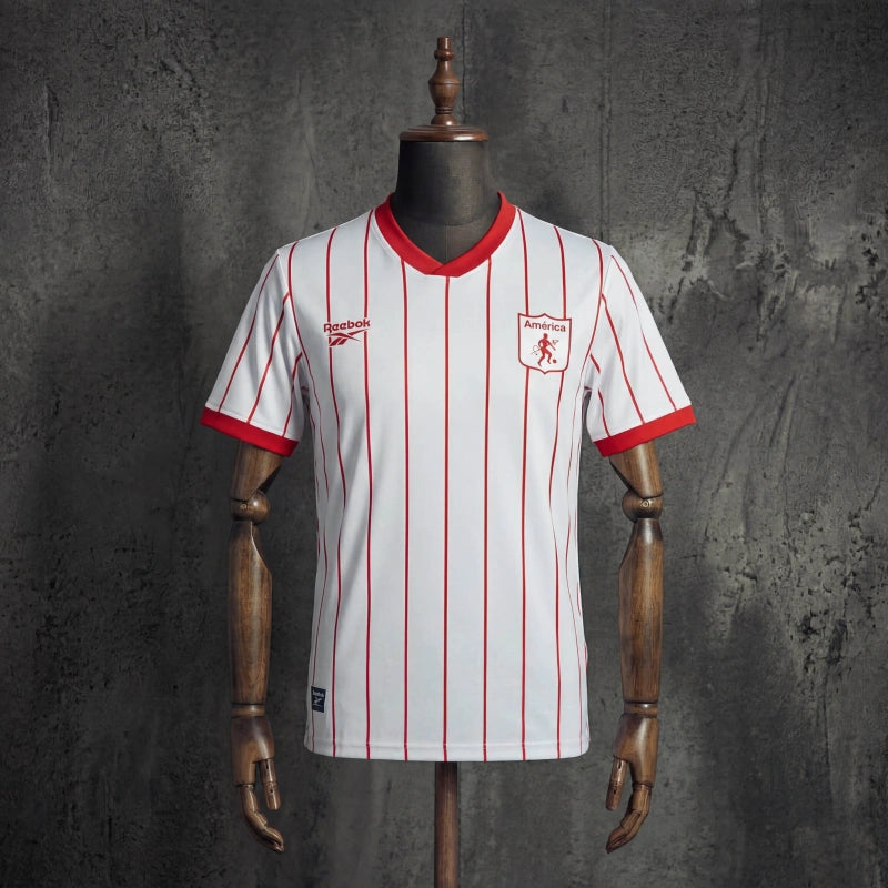 America de Cali 2026/27-es vendég mez