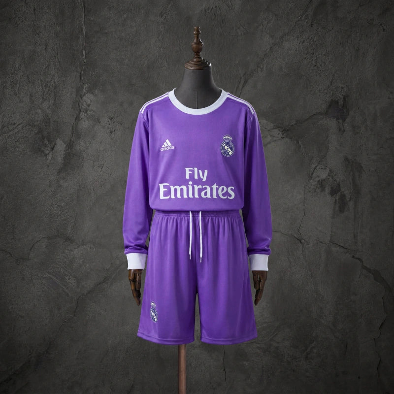 [GYEREK] Real Madrid 2017/18-as harmadik szett