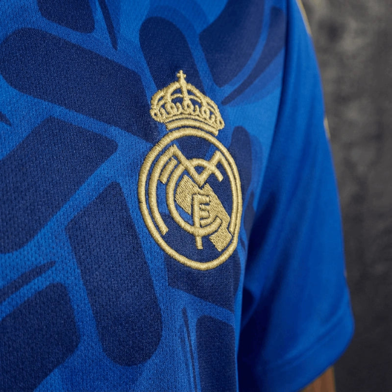 Real Madrid 2025/26-os limitált mez