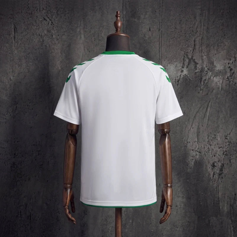 Real Betis 2026/27-es tréning mez