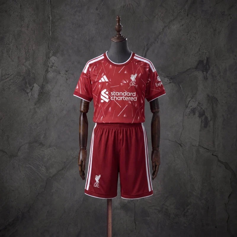 [GYEREK] Liverpool 2026/27-es hazai szett