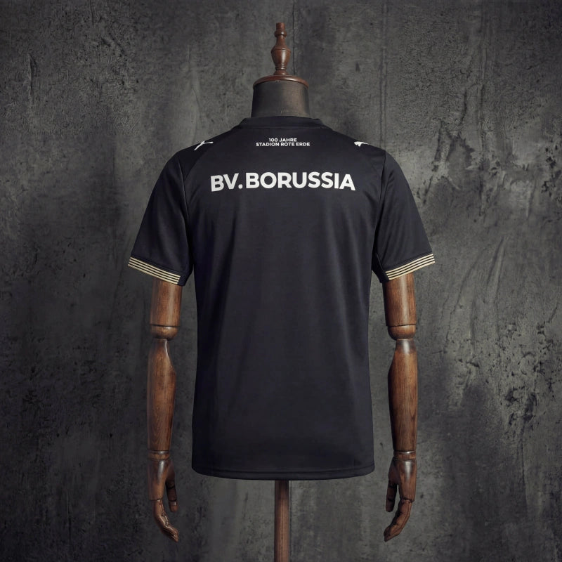 Borussia Dortmund 2026/27-es tréning mez