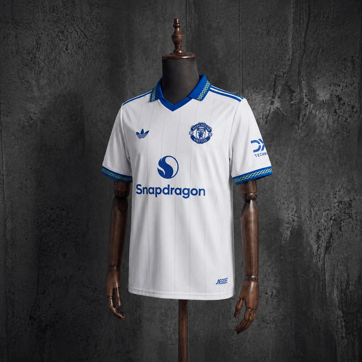 Manchester United 2026/27-es vendég mez