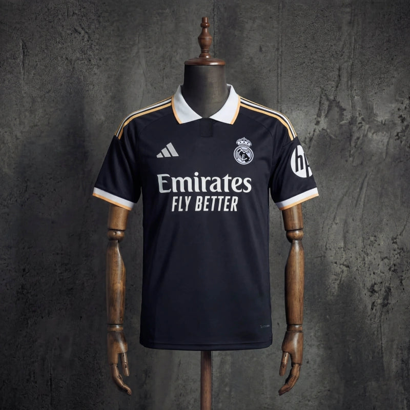 Real Madrid 2026/27-es limitált mez