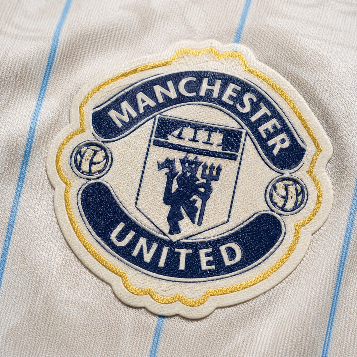 Manchester United 2026/27-es limitált mez