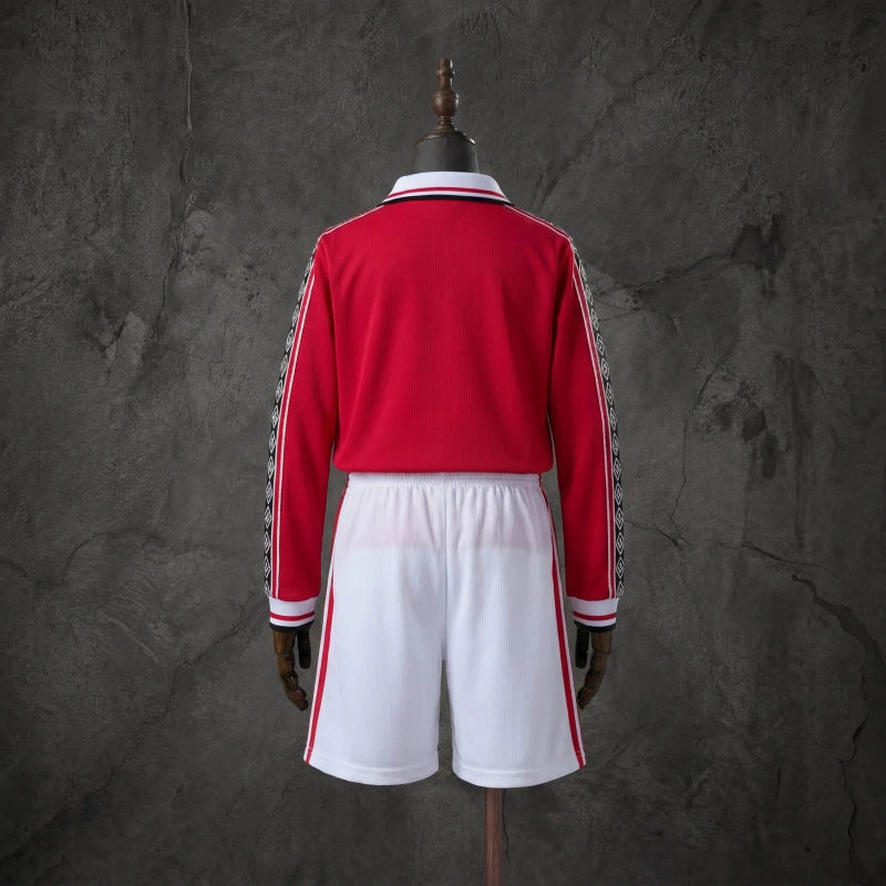 [GYEREK] Manchester United 1998/99-es hazai szett
